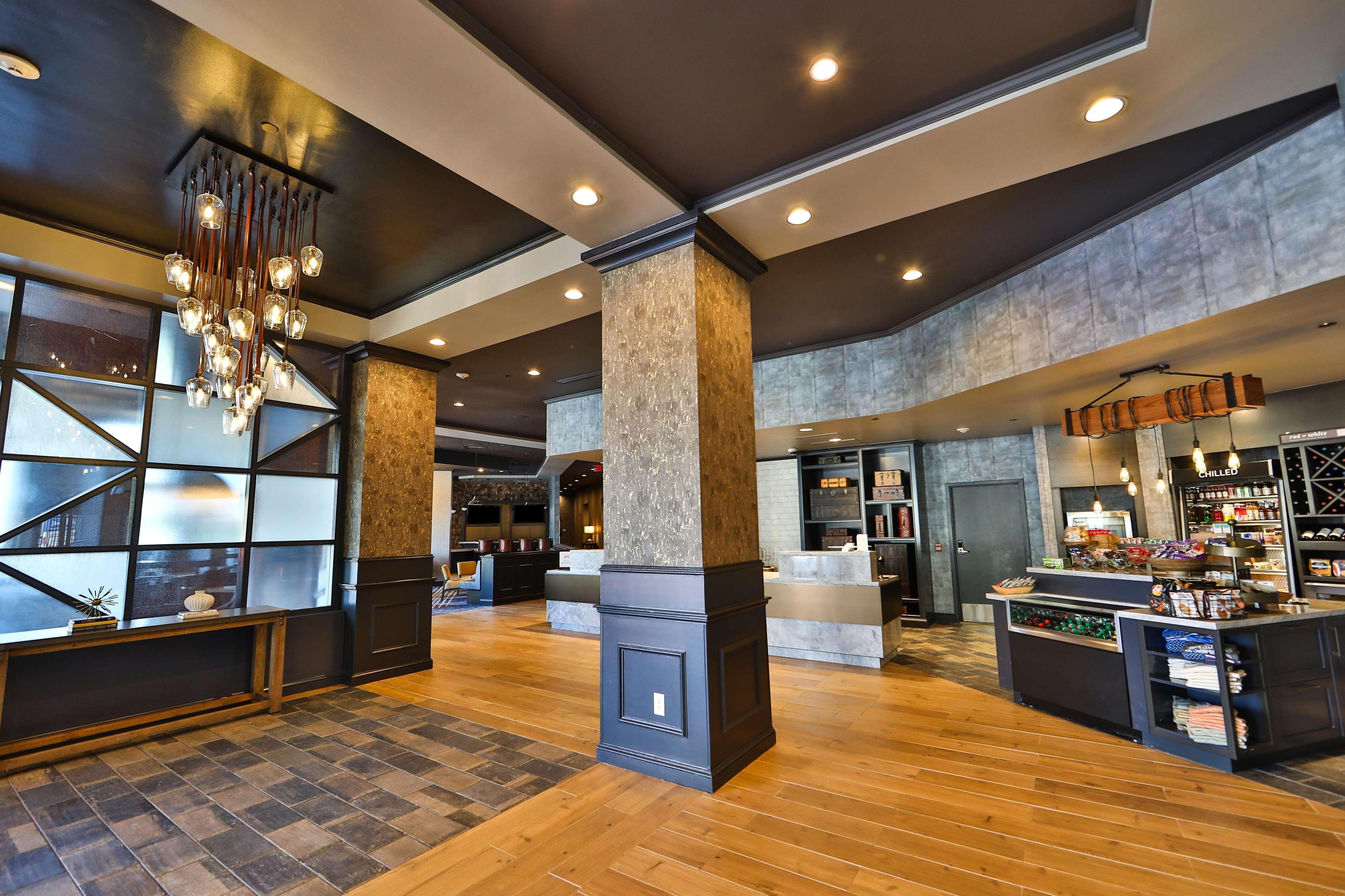 Hilton Garden Inn Savannah Historic District Екстер'єр фото