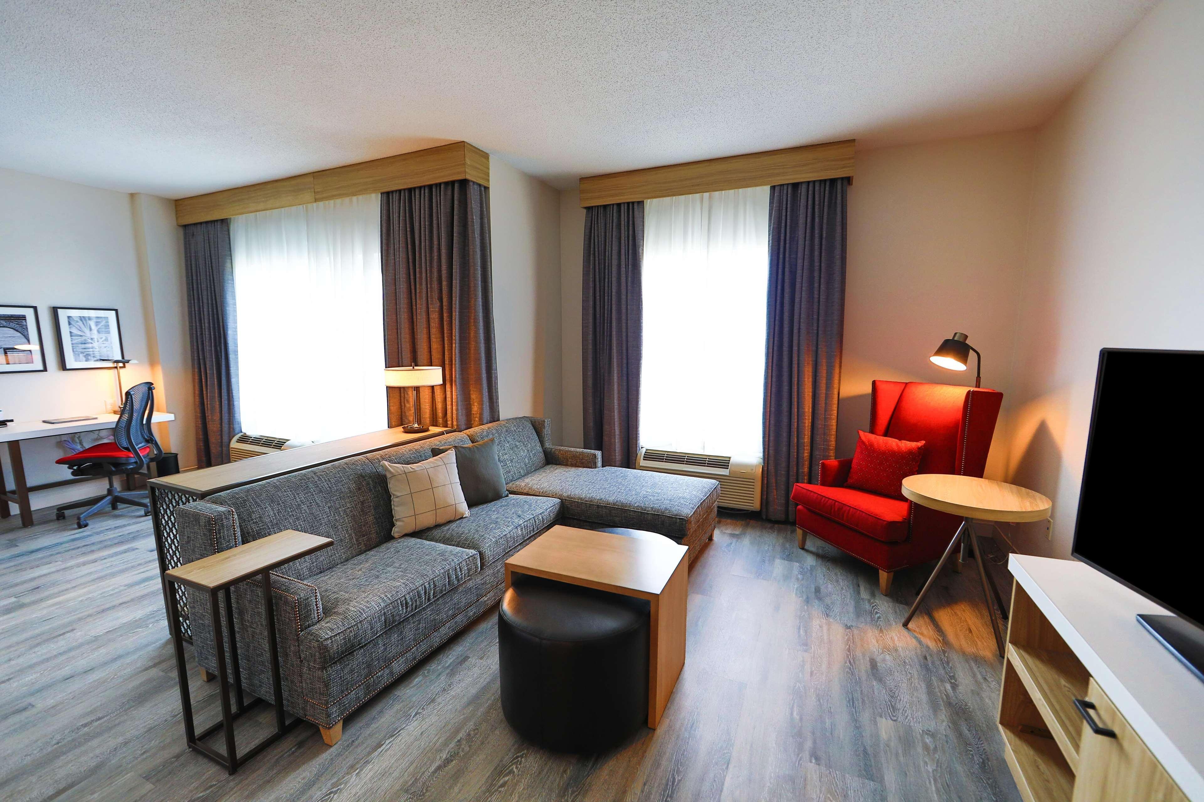 Hilton Garden Inn Savannah Historic District Екстер'єр фото