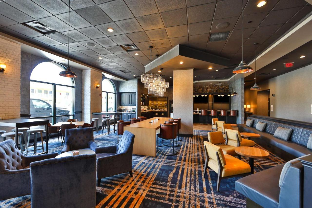 Hilton Garden Inn Savannah Historic District Екстер'єр фото