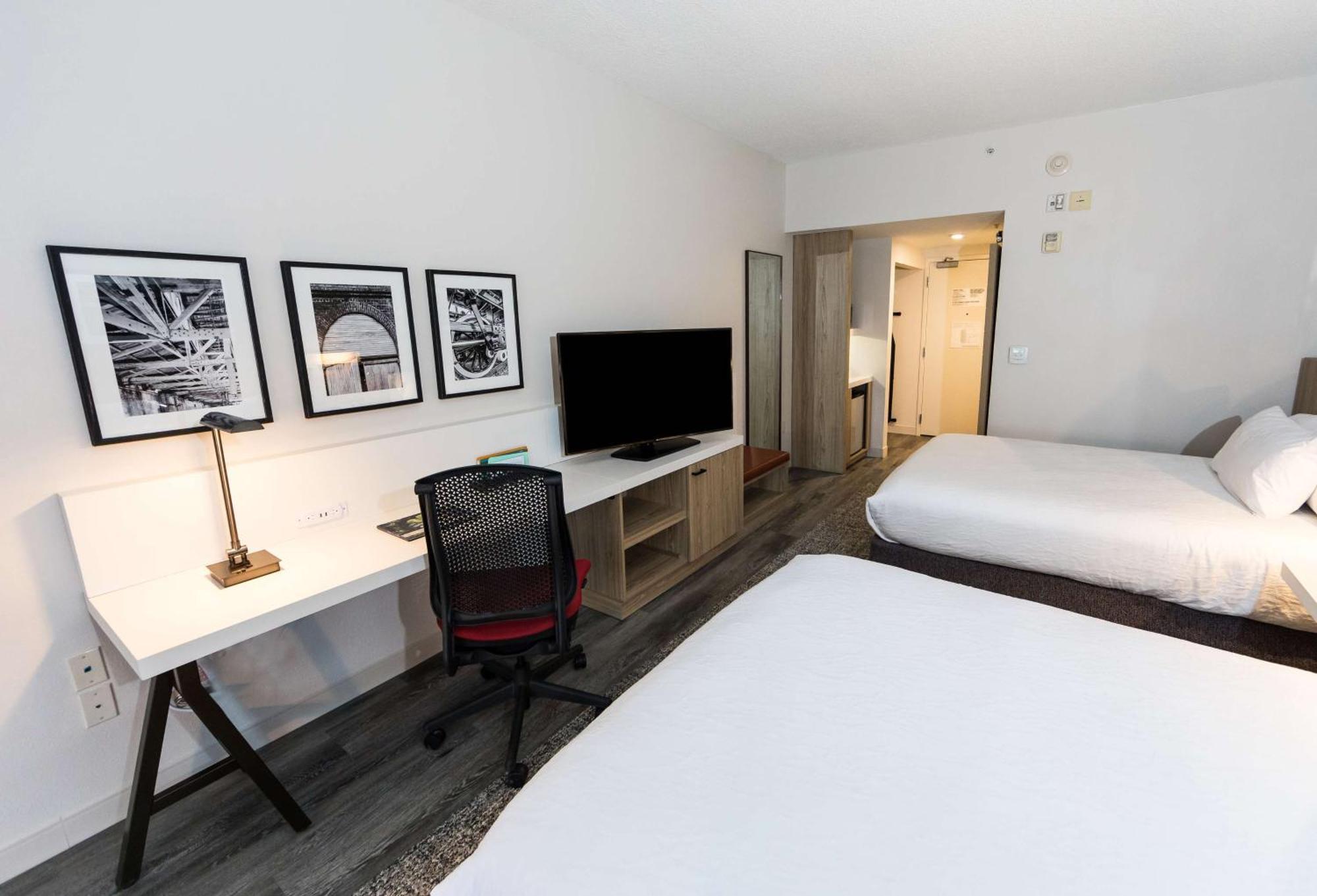 Hilton Garden Inn Savannah Historic District Екстер'єр фото